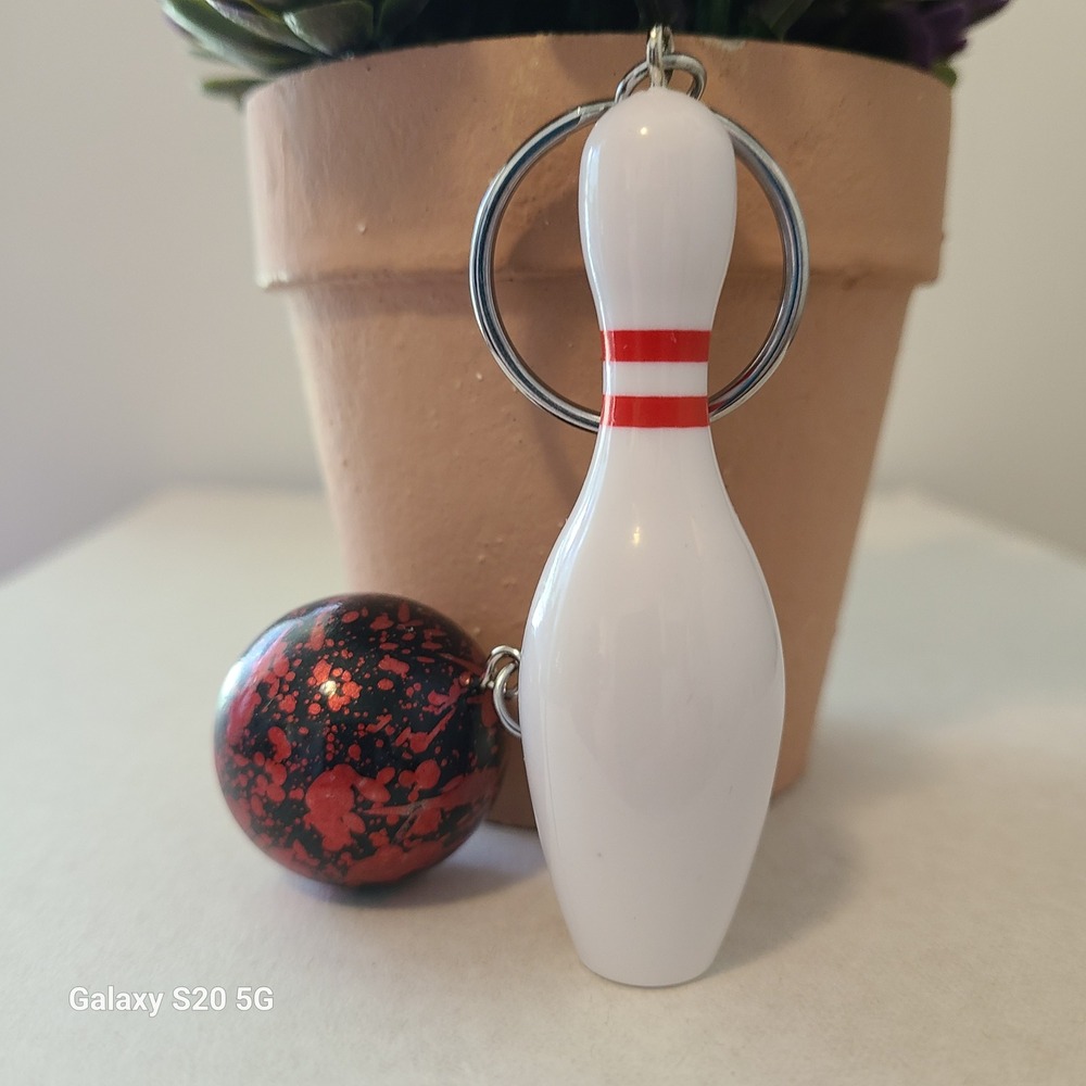 Red Bowling Pin Keychain and Bowling Ball Keychain‎ Accessory Sport Keyring NWOT